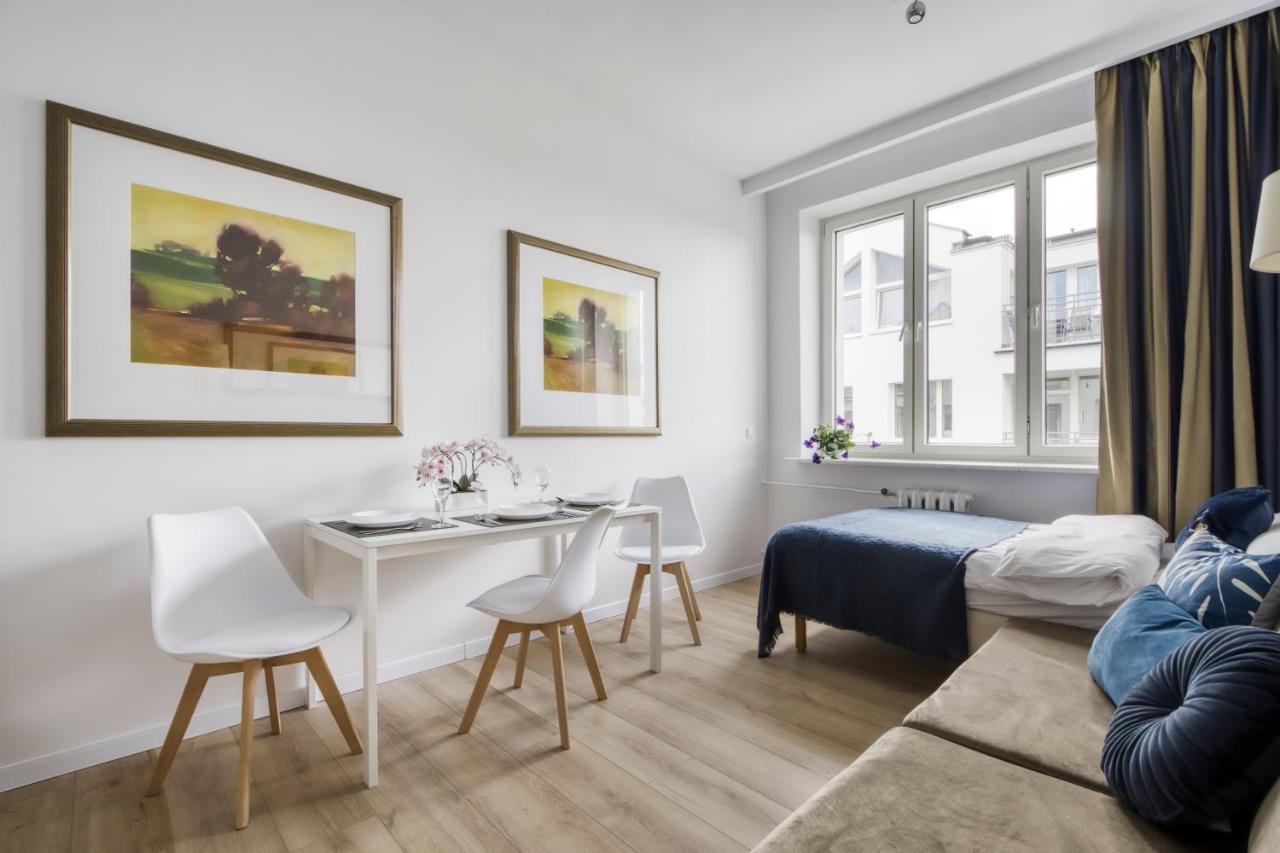 23 Unit Miniapartments Lotnisko Okecie Fajne Ministudio Przy Bitwy Warszawskiej
